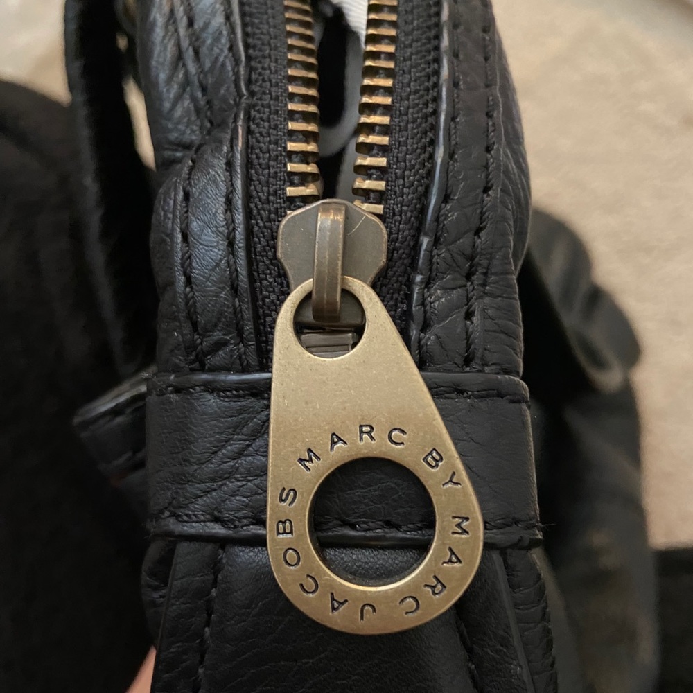 Marc Jacobs Turnlock satchel - Picture 3 of 6